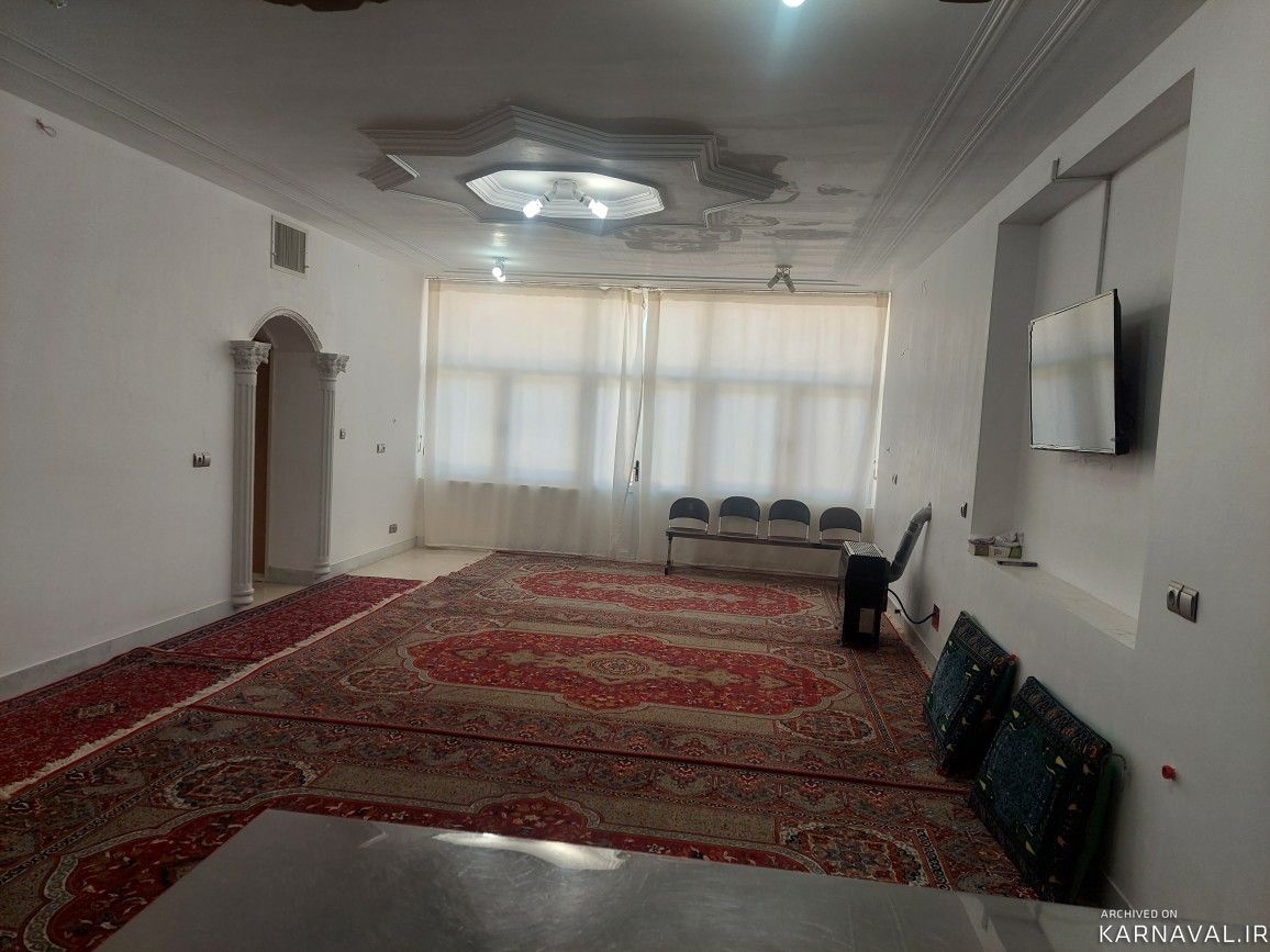 واحد 150 متری دربست در ورزنه