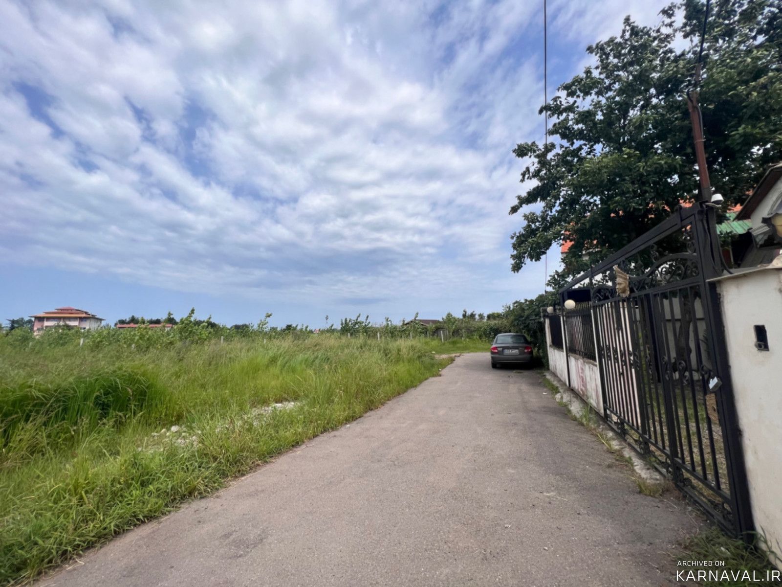 https://media.karnaval.ir/uploads/2023/10/house-72721-2023-10-03-02-57-07-a2e0465045cd7e39ea277992fd31a97dbb3fc59a-932468.jpg