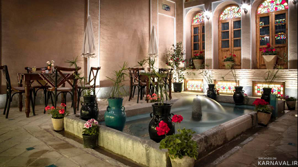 اقامتگاه سنتی عمارت طاووسیه اصفهان