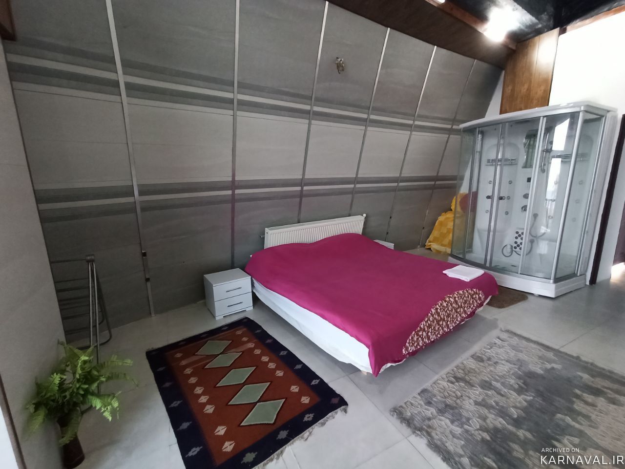https://media.karnaval.ir/uploads/2024/02/house-104300-2024-01-16-10-58-02-23bba21a2ea3545e42072e012102e84294d95012-420844.jpg