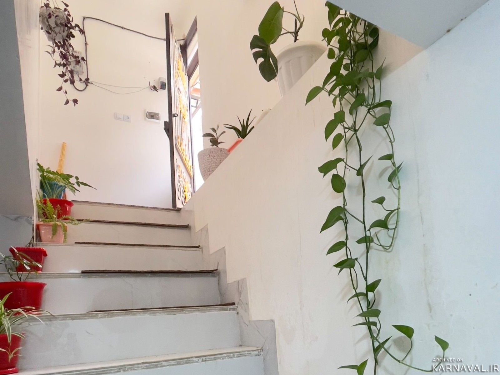 https://media.karnaval.ir/uploads/2024/02/house-94646-2024-02-09-11-17-54-a96e1e187d014f18bccce242d77a29215a26de2e-978478.jpg