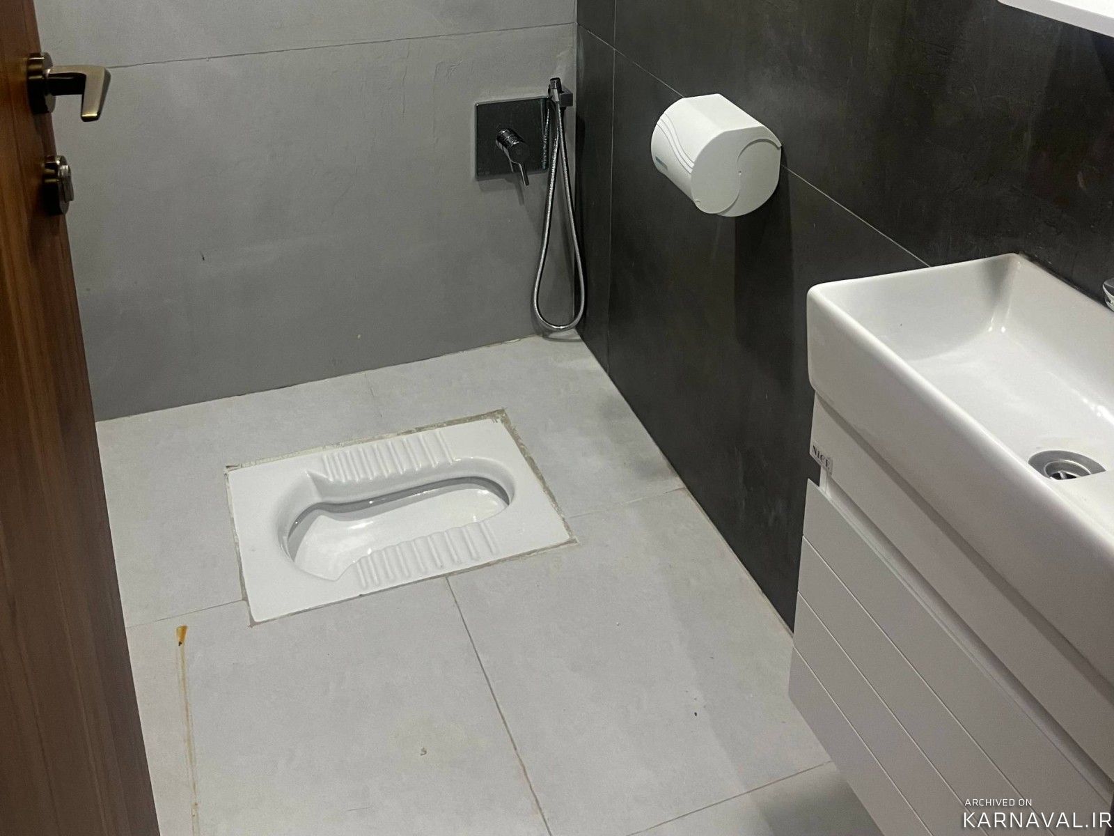 https://media.karnaval.ir/uploads/2024/04/house-112993-2024-03-31-04-43-33-217460dbc75dcdf077a4641c332be6a666c9d250-583482.jpg