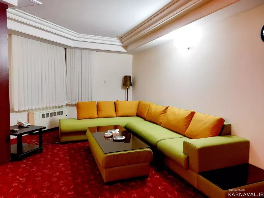 https://media.karnaval.ir/uploads/2024/06/35940.webp