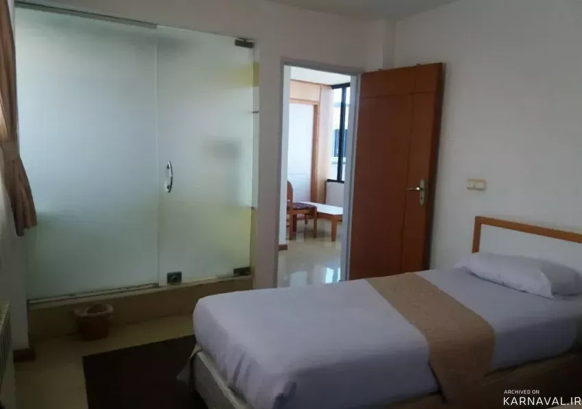 https://media.karnaval.ir/uploads/2024/06/36426.webp