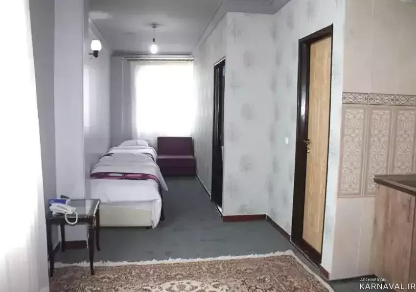 https://media.karnaval.ir/uploads/2024/06/48690.webp
