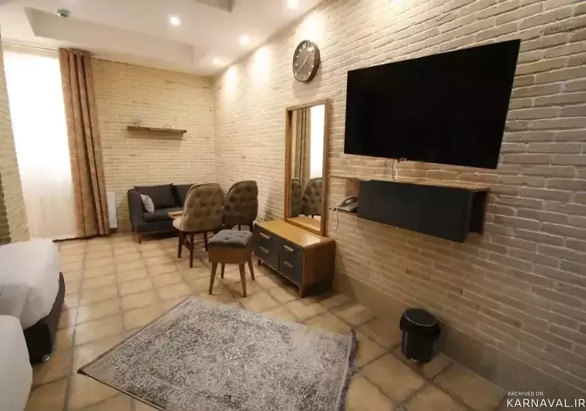 اقامتگاه سنتی هفت دری شیراز