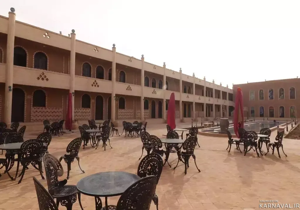 هتل کهکشان خاک یزد