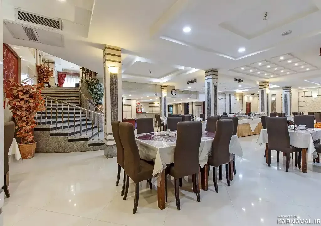 https://media.karnaval.ir/uploads/2024/06/51365.webp