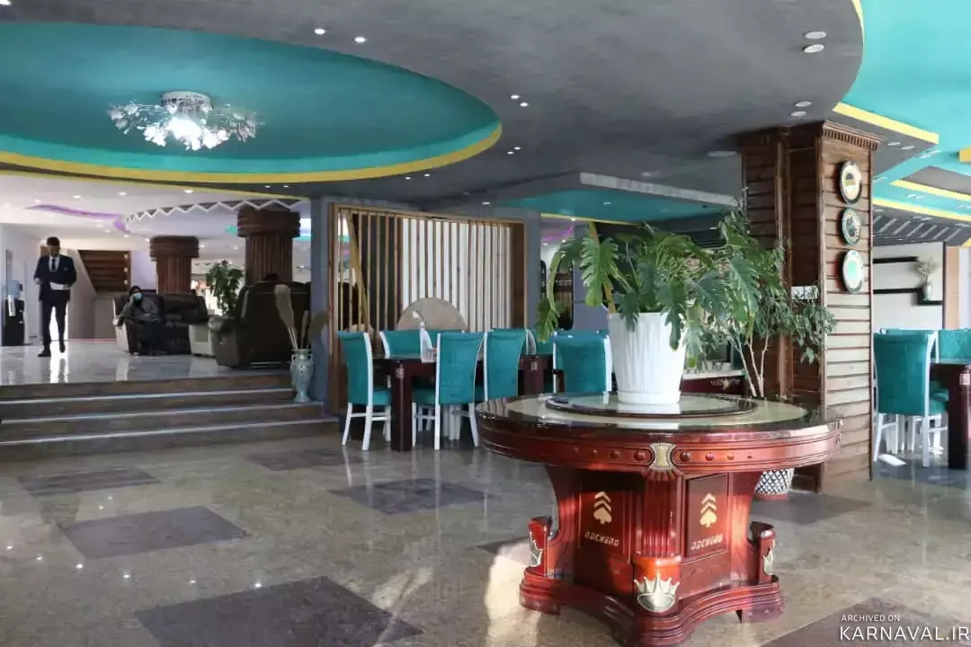 https://media.karnaval.ir/uploads/2024/06/53396.webp