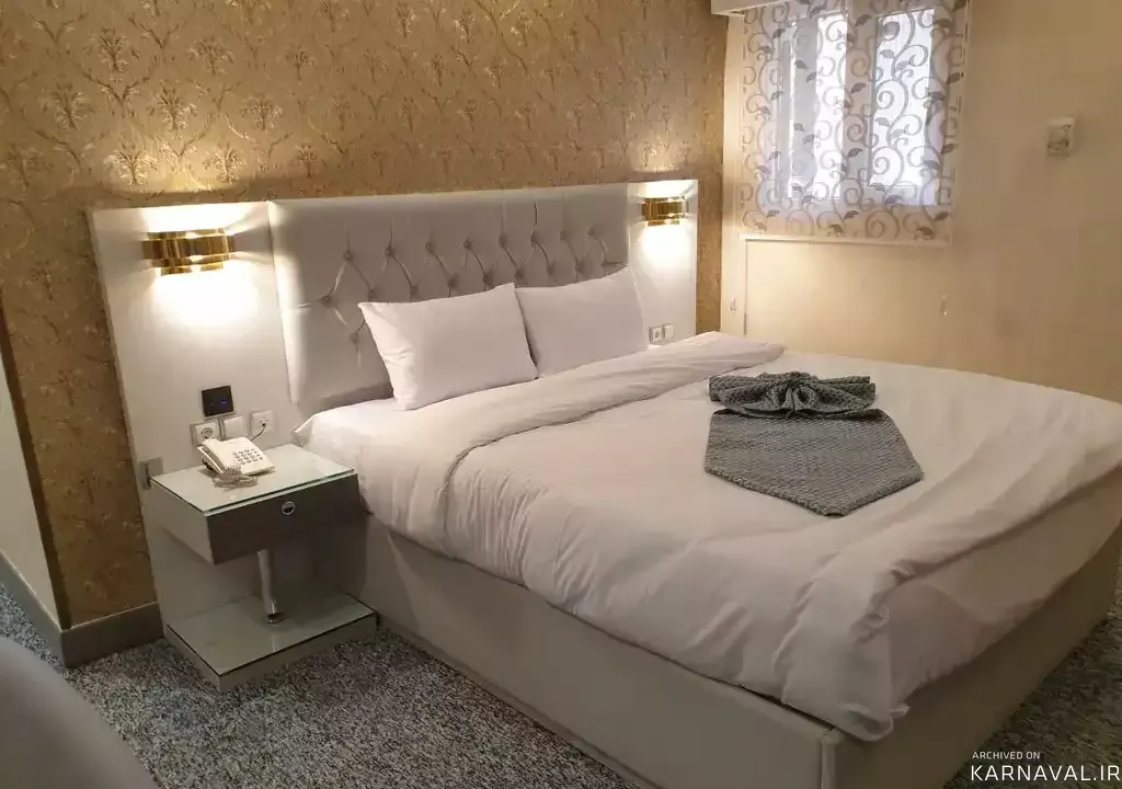 https://media.karnaval.ir/uploads/2024/06/53489.webp