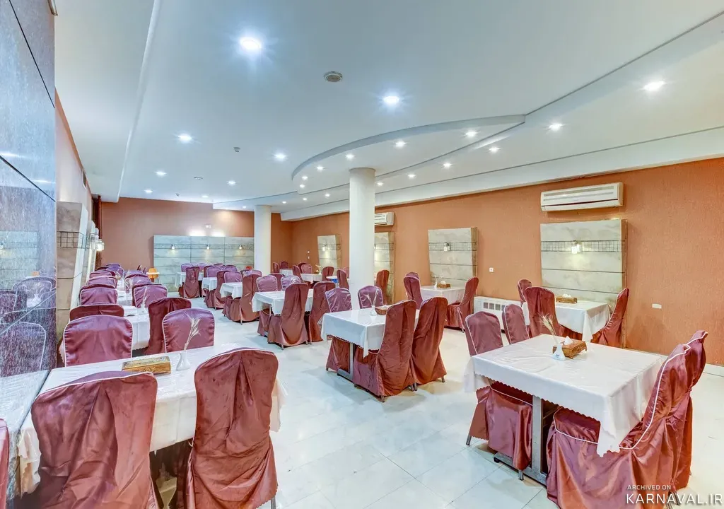 https://media.karnaval.ir/uploads/2024/06/65533.webp