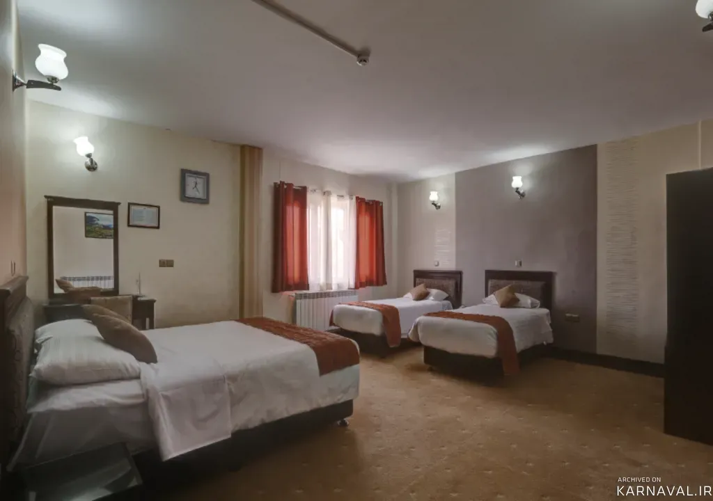 https://media.karnaval.ir/uploads/2024/06/66864.webp