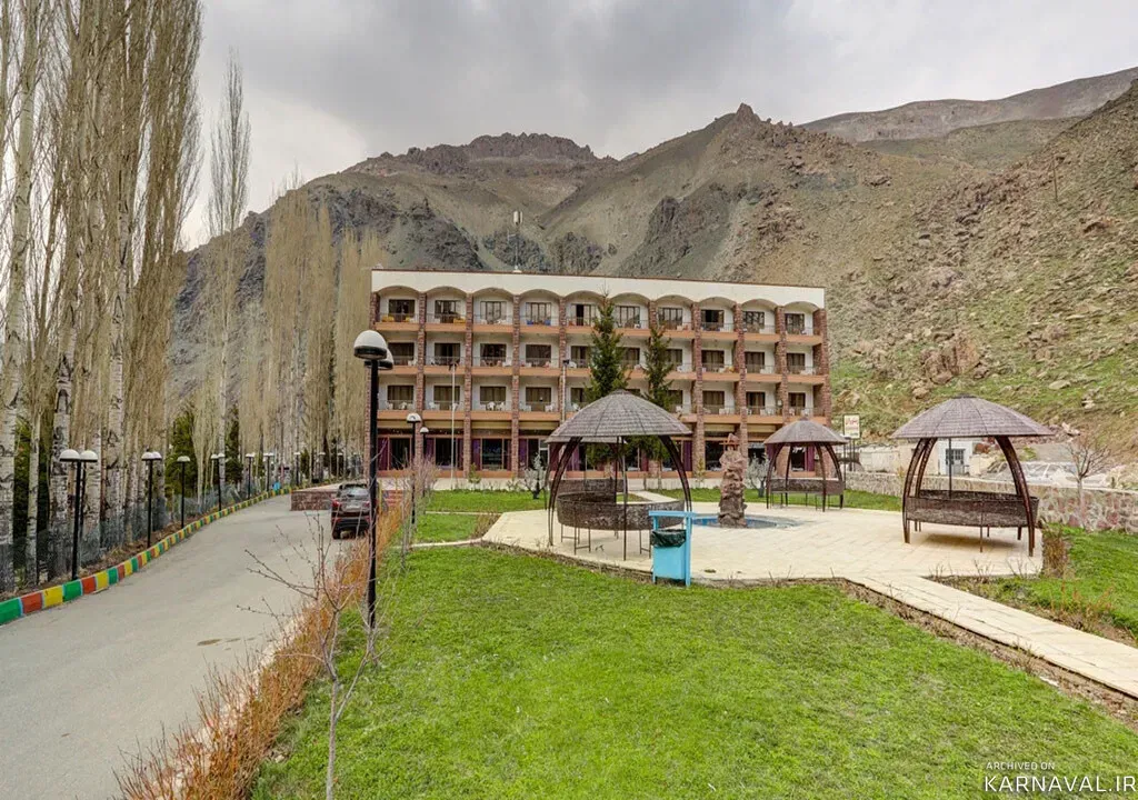 هتل جهانگردی دیزین