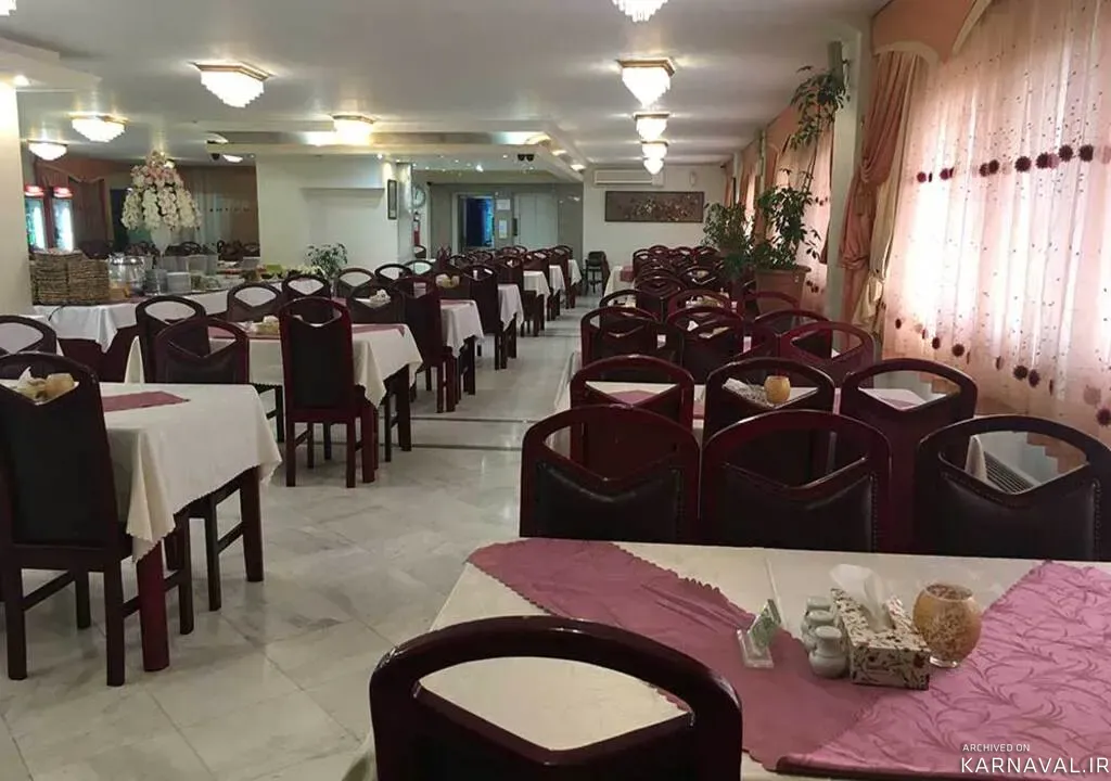 https://media.karnaval.ir/uploads/2024/06/68753.webp