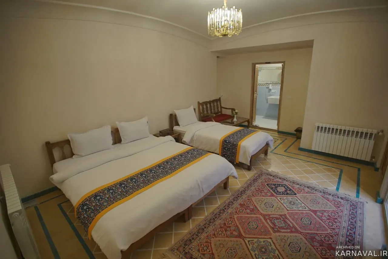 هتل مهینستان راهب کاشان