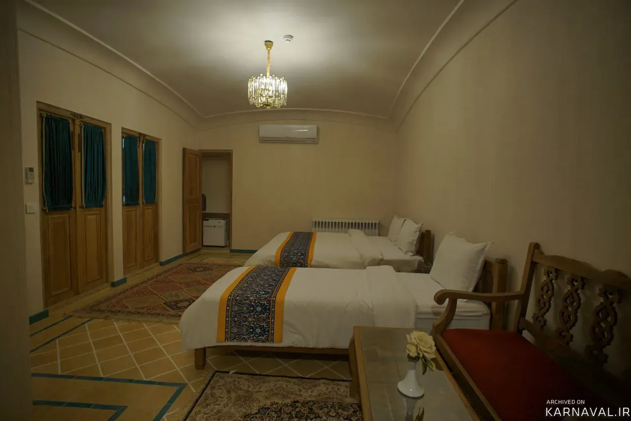 هتل مهینستان راهب کاشان