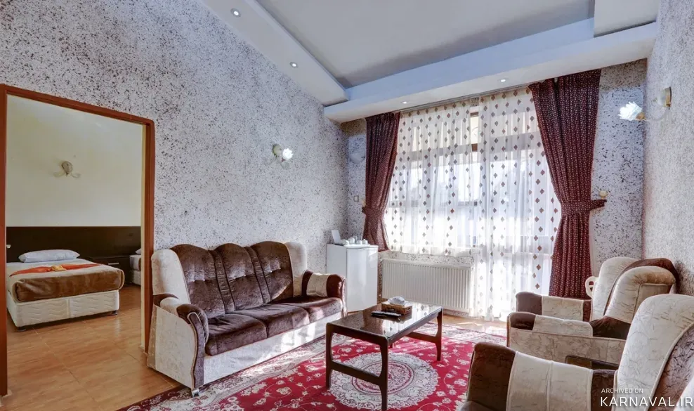 https://media.karnaval.ir/uploads/2024/06/72345.webp