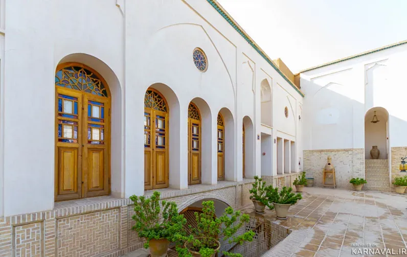 هتل سنتی سرای کاسیان کاشان