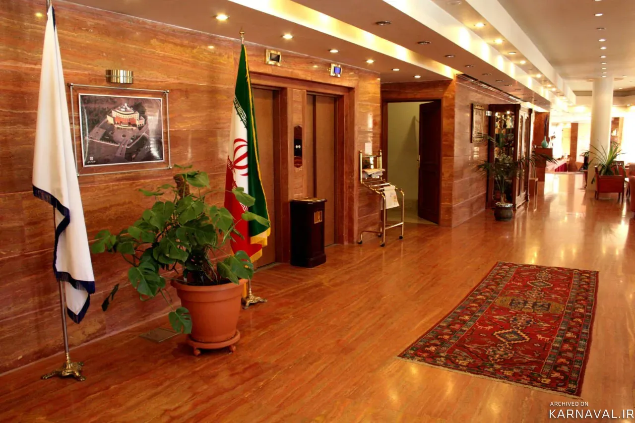 https://media.karnaval.ir/uploads/2024/06/76422.webp