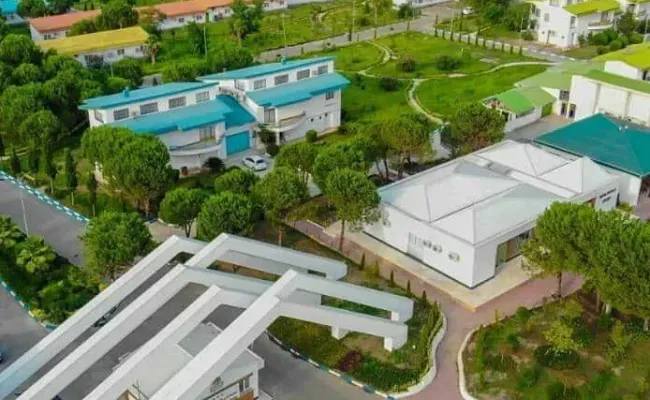 مجتمع اقامتی سپید کنار متین بندر انزلی مجتمع اقامتی سپید کنار متین بندر انزلی