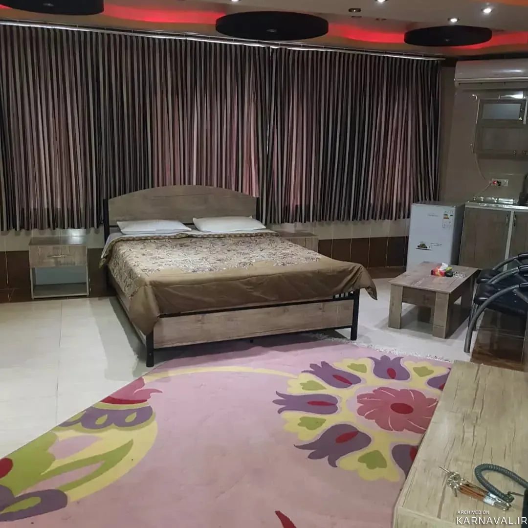 https://media.karnaval.ir/uploads/2024/06/77015.webp