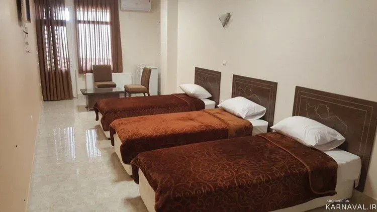 هتل ایران زمین دورود