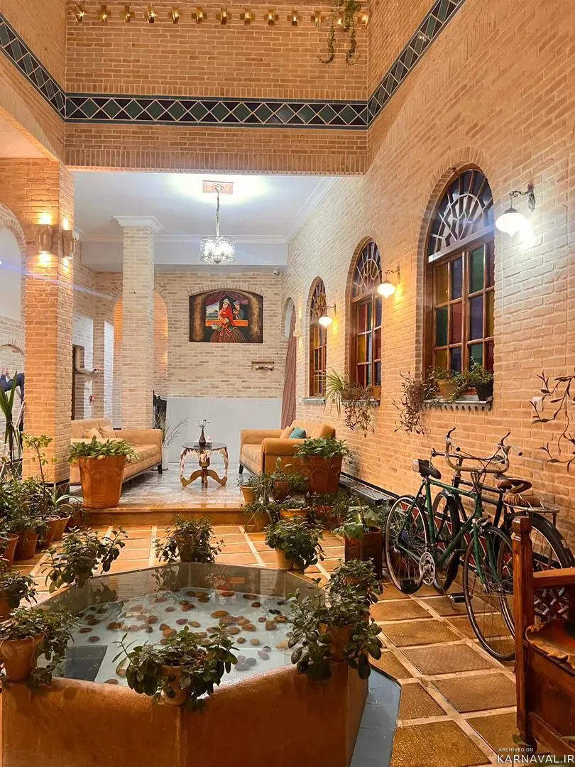 هتل سنتی درباری شیراز