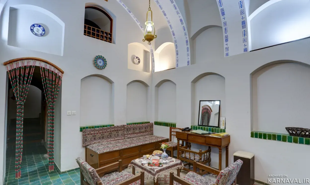 هتل جهانگردی نایین