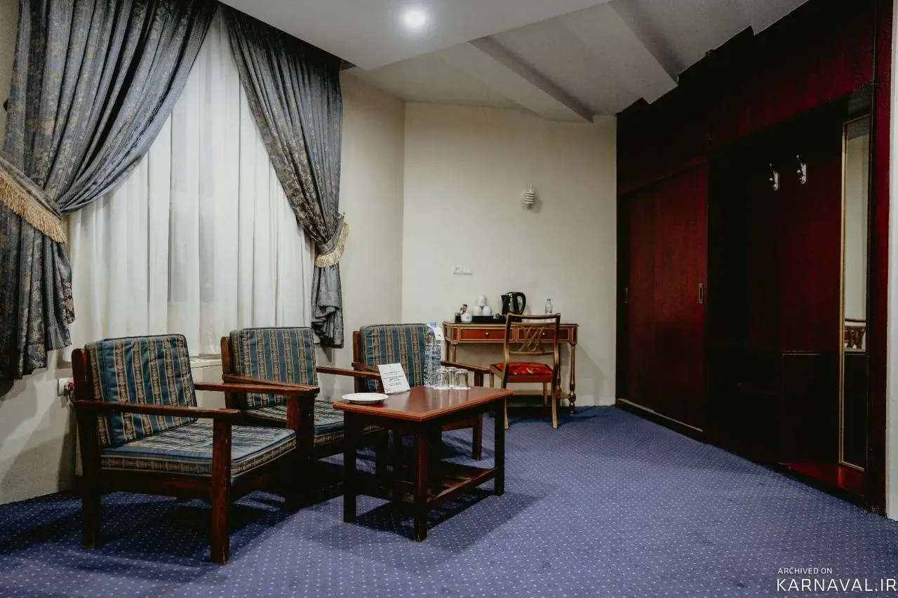 https://media.karnaval.ir/uploads/2024/06/83125.webp