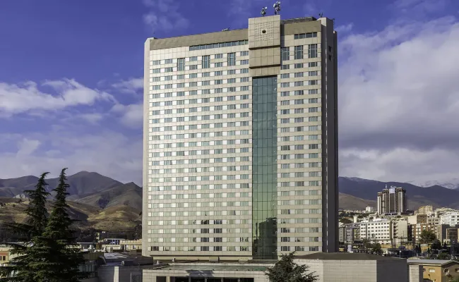 هتل پارسیان آزادی ( هایت سابق ) تهران هتل پارسیان آزادی ( هایت سابق ) تهران