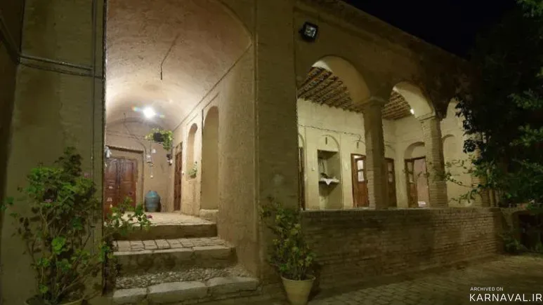 اقامتگاه بوم گردی سرای آ بی بی نی ریز