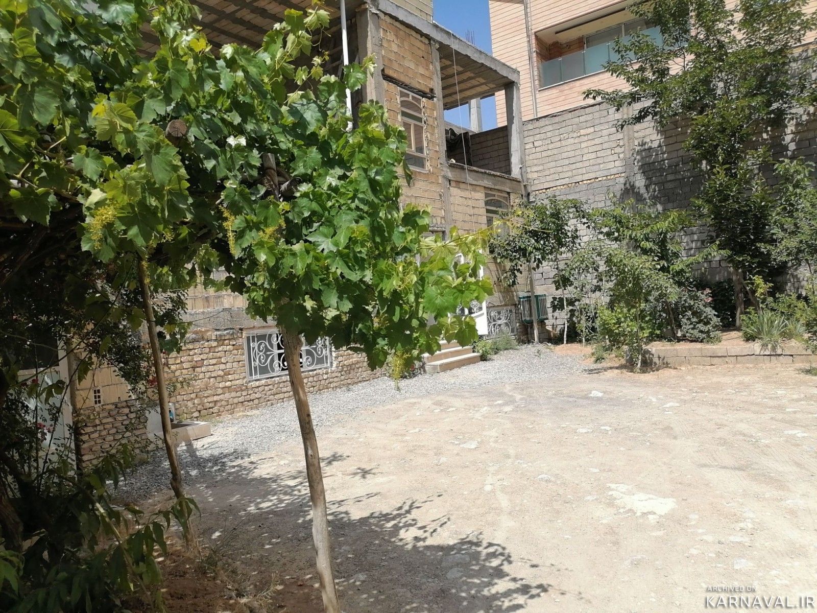 https://media.karnaval.ir/uploads/2024/06/house-114782-2024-06-12-03-19-53-95f088ef62d87bc20ca4a1b4e92eb5673d8ba128-858830.jpg