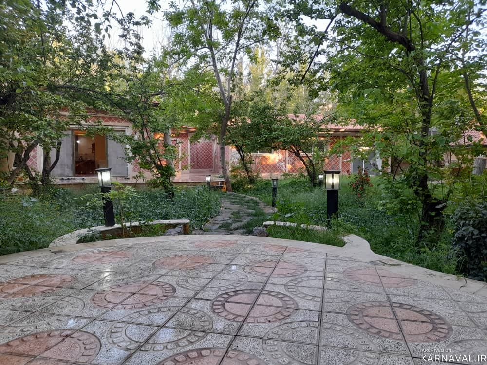 https://media.karnaval.ir/uploads/2024/07/house-114922-2024-04-15-07-28-30-6988e5333fd52919c4d1974ba9718024e1e49e6d-565859.jpg