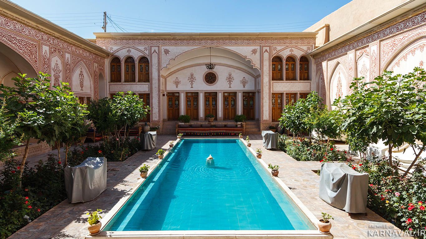 هتل مهینستان راهب کاشان