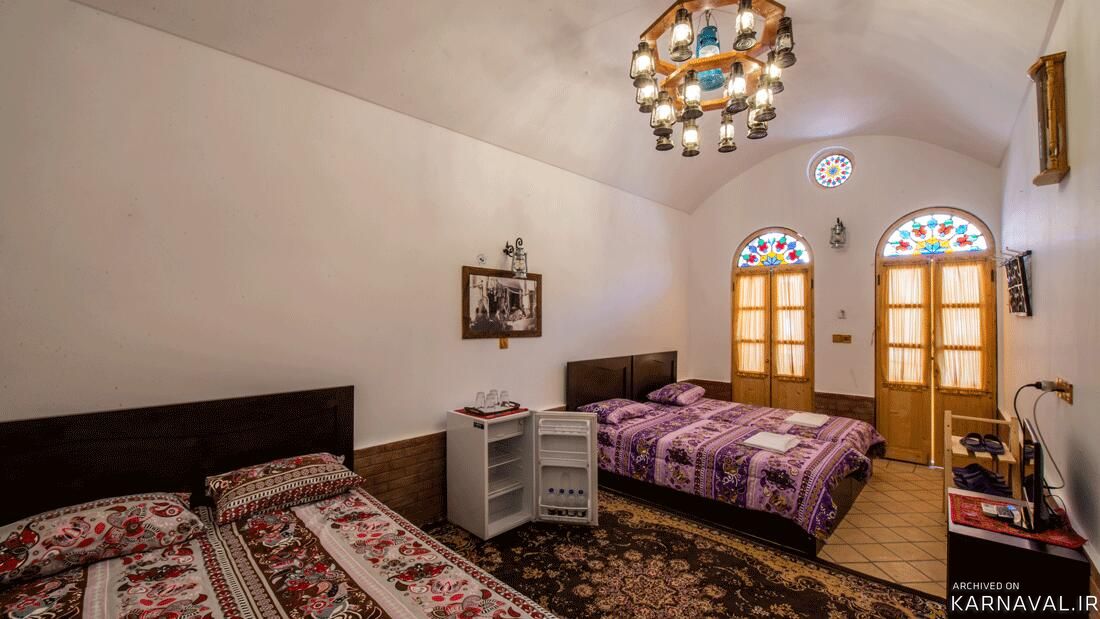 اقامتگاه سنتی فانوس ویونا کاشان