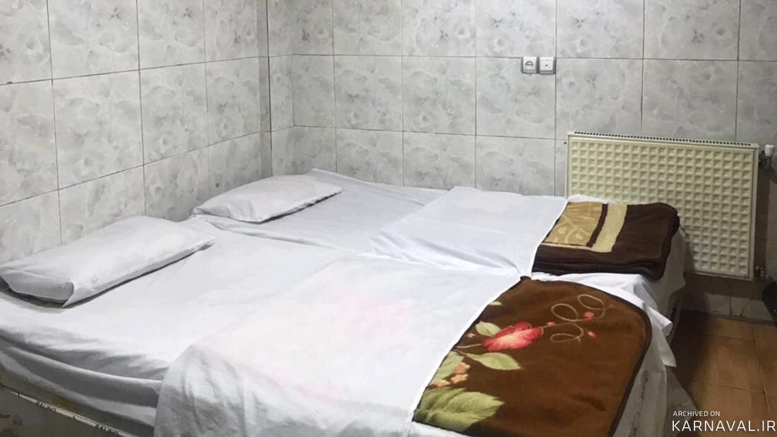 مهمانپذیر گلها شیراز