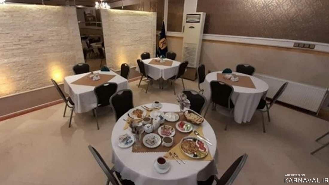 https://media.karnaval.ir/uploads/2024/08/36984.jpeg