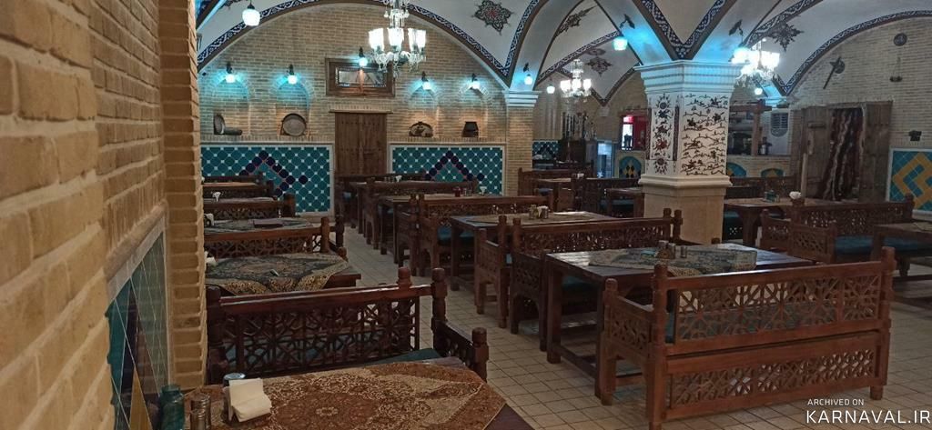 اقامتگاه سنتی هفت دری شیراز