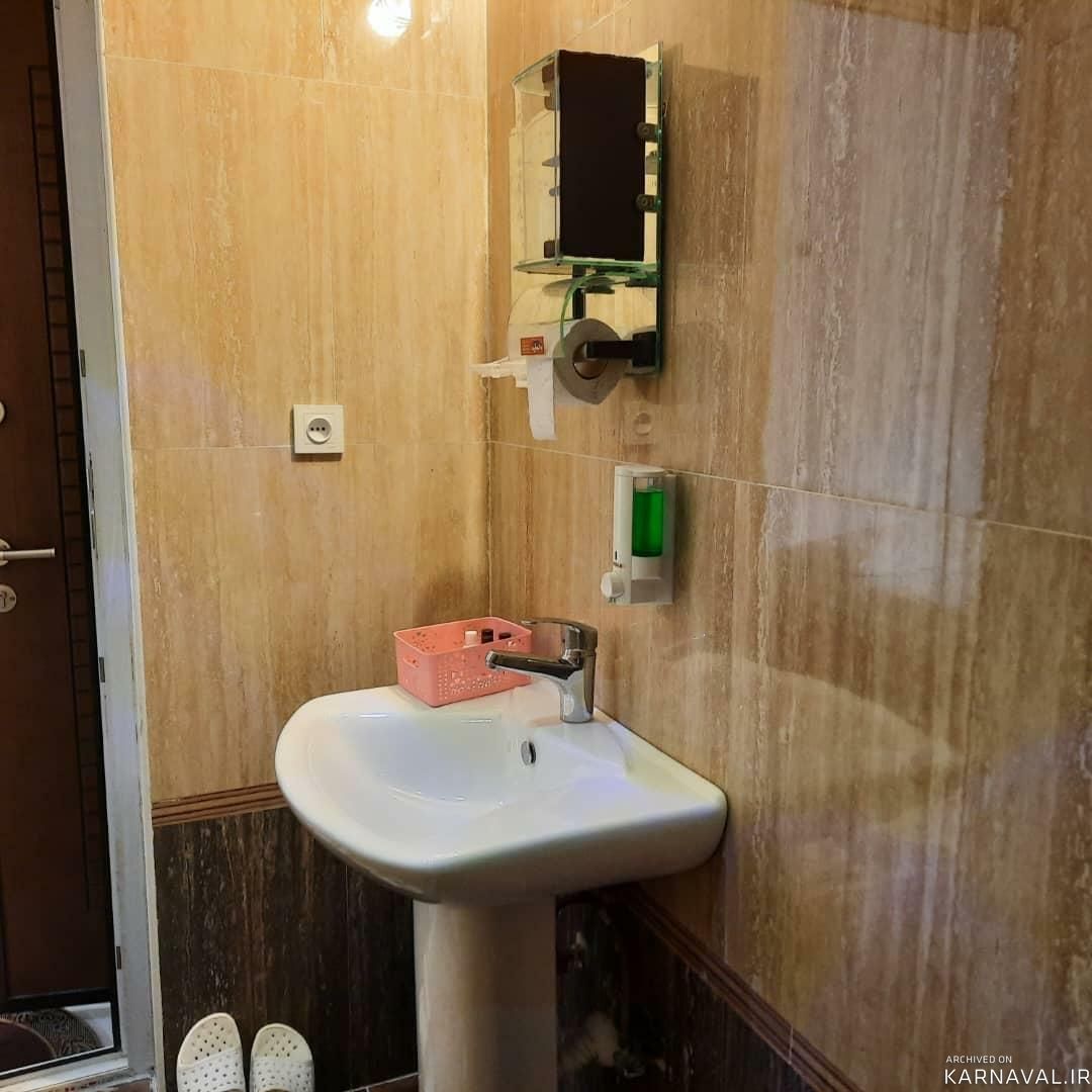 https://media.karnaval.ir/uploads/2024/08/43454.jpeg