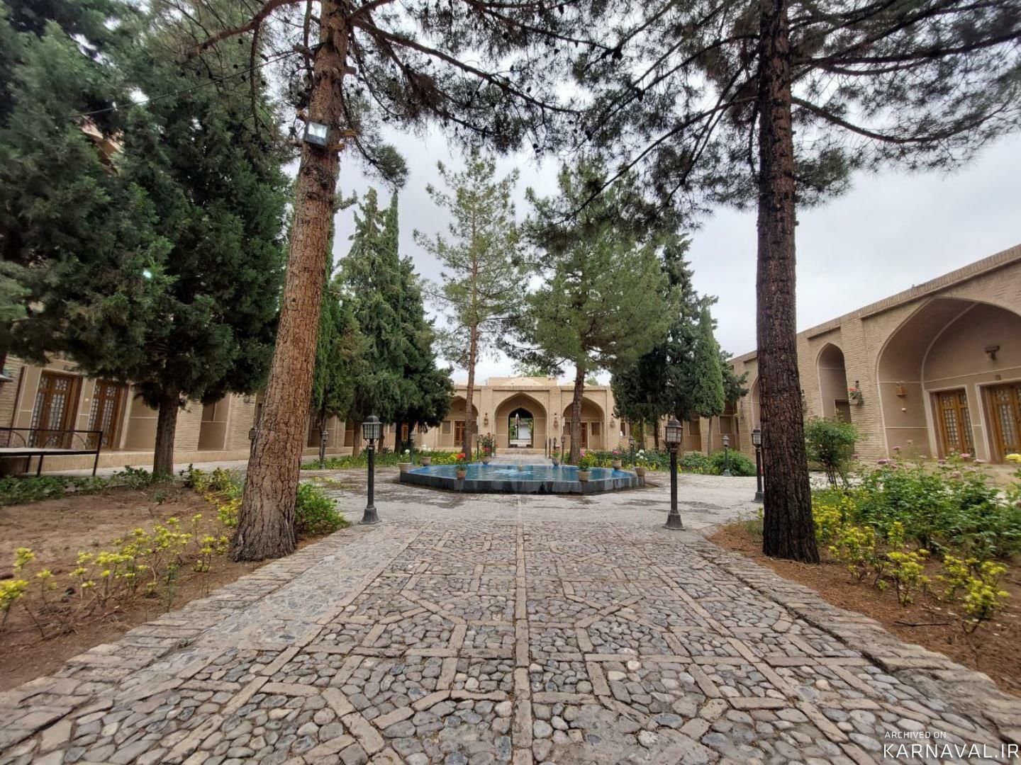اقامتگاه سنتی شاه ولی (ایوان سابق) ماهان