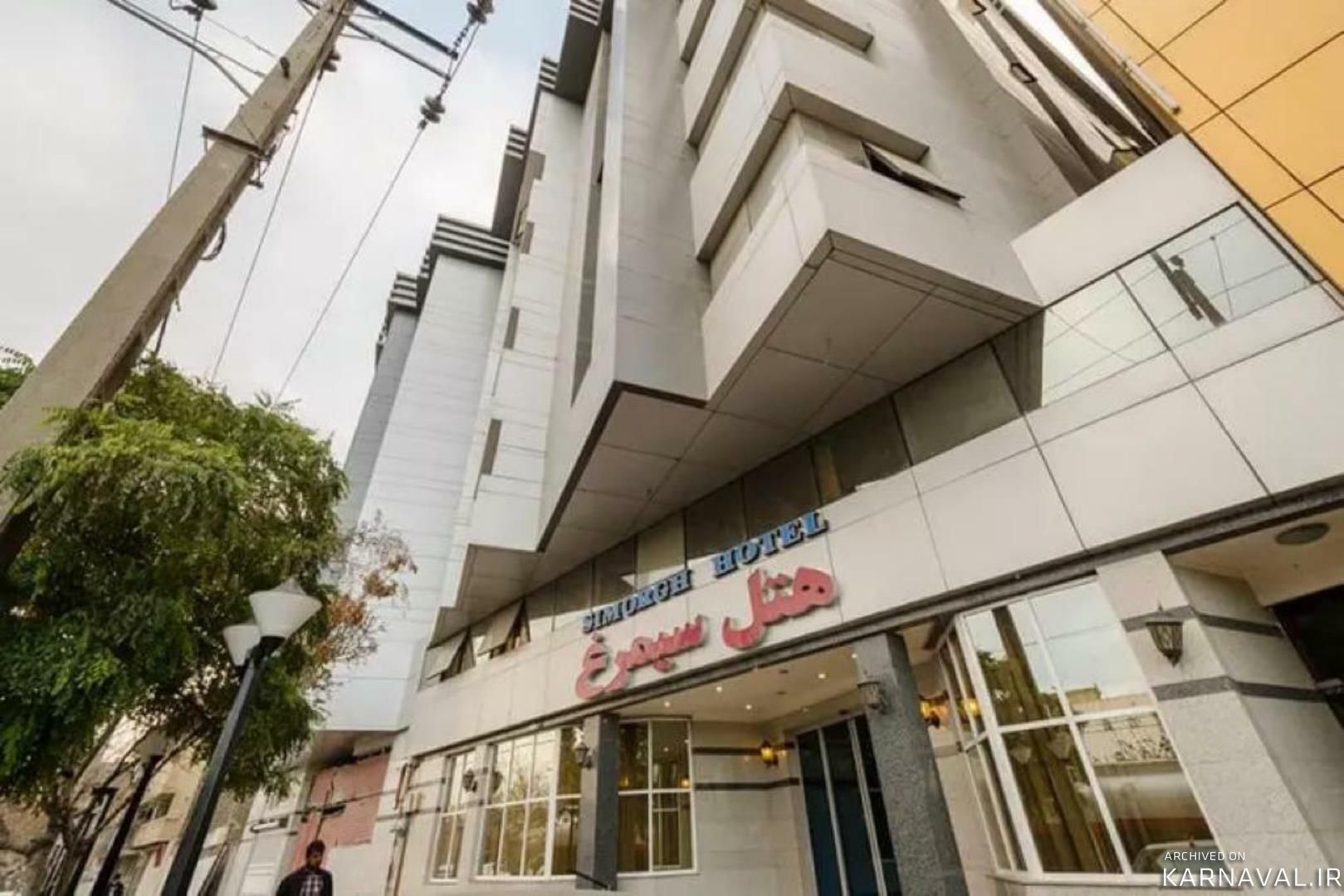 https://media.karnaval.ir/uploads/2024/08/43791.jpeg