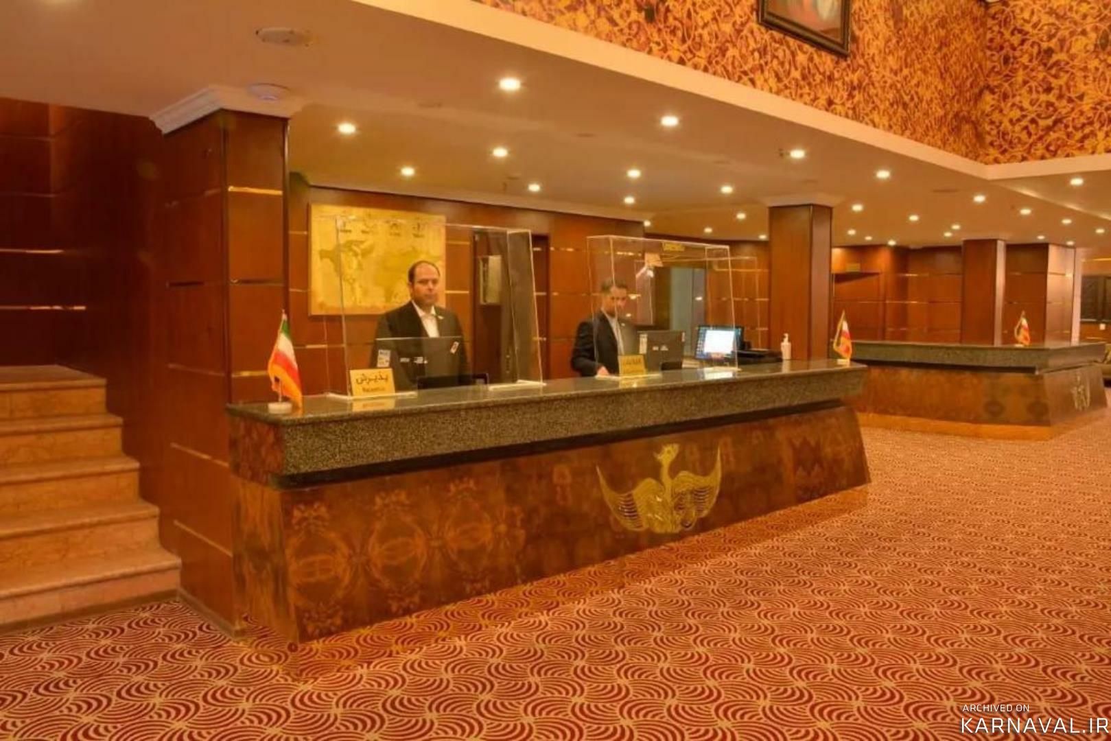 https://media.karnaval.ir/uploads/2024/08/43794.jpeg