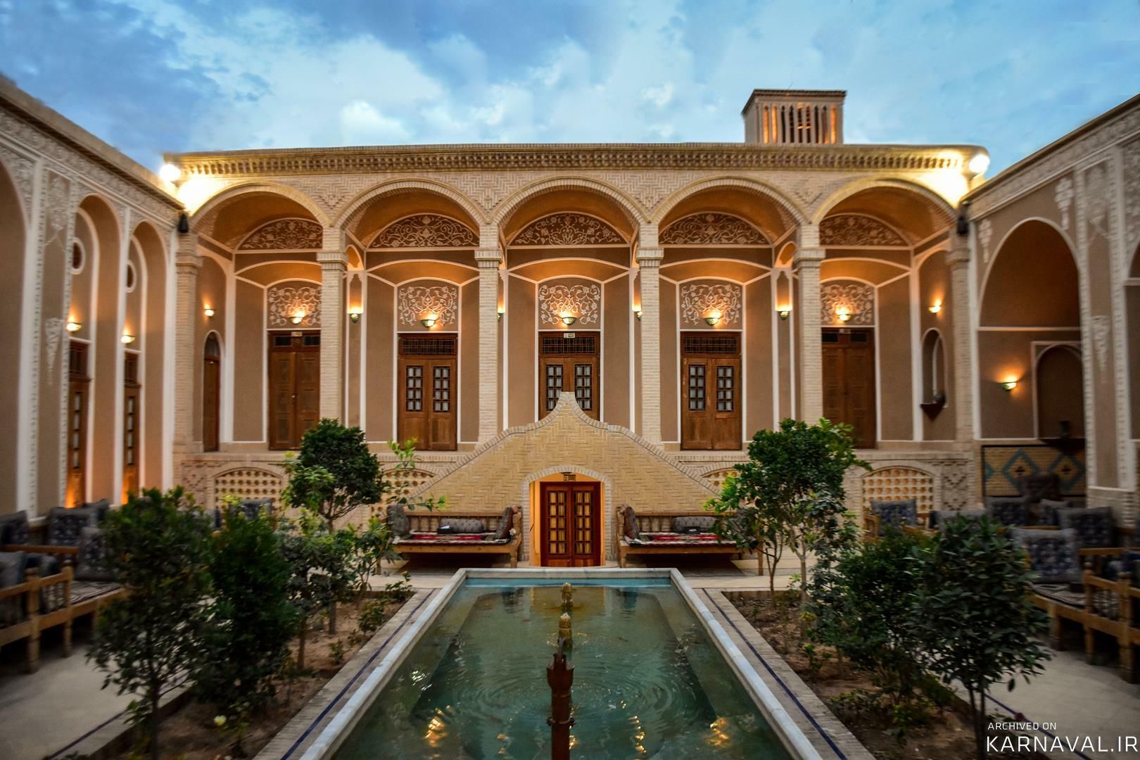 هتل بوتیک دربار یزد
