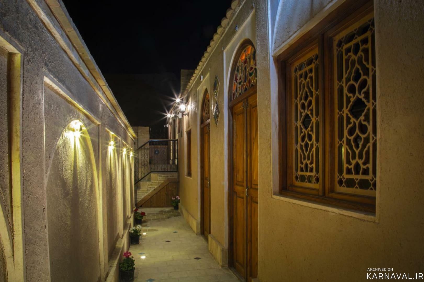 اقامتگاه سنتی عمارت طاووسیه اصفهان