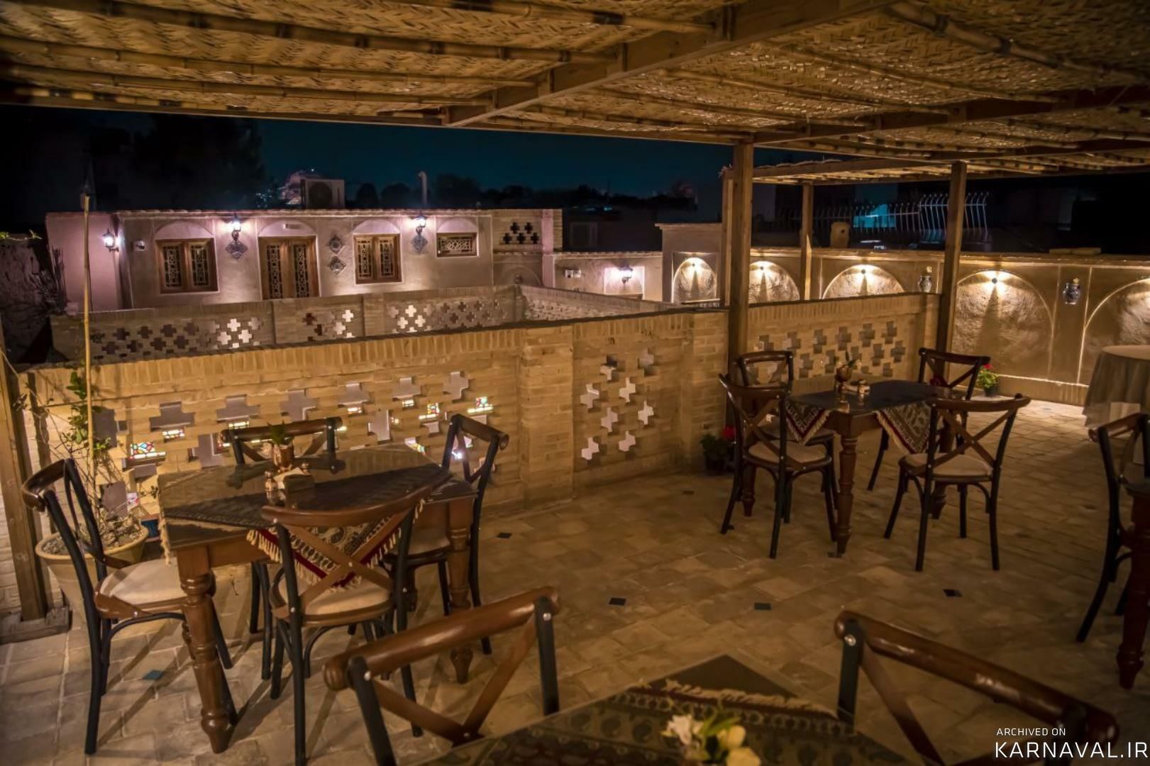 اقامتگاه سنتی عمارت طاووسیه اصفهان