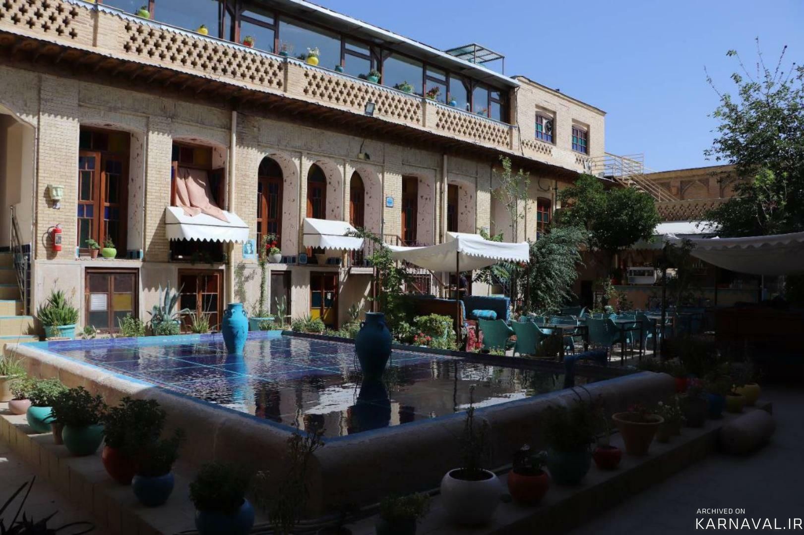 هتل سنتی نیایش شیراز