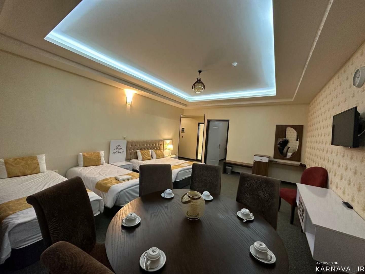 https://media.karnaval.ir/uploads/2024/08/46777.jpeg