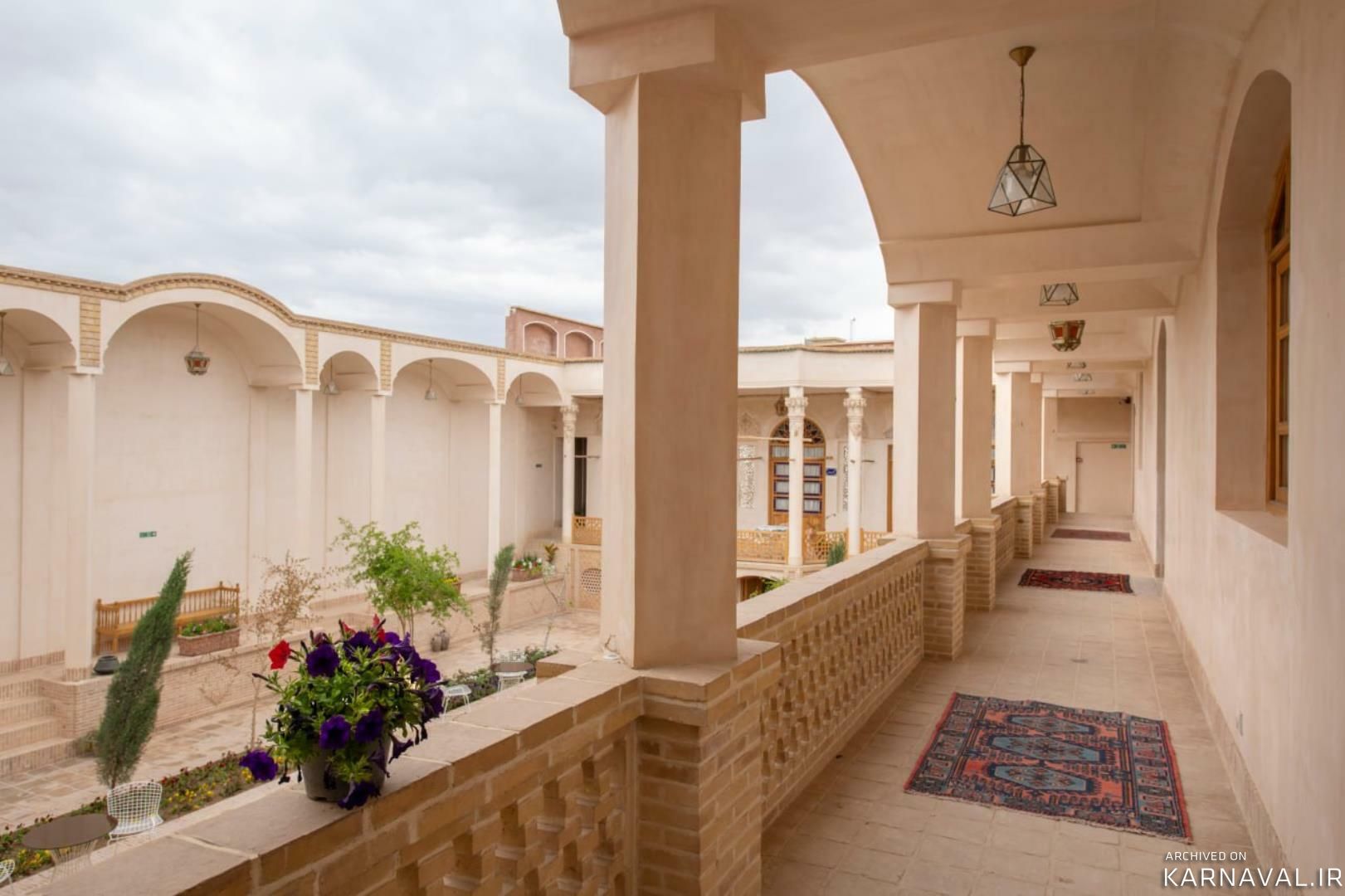 اقامتگاه سنتی عمارت محمودیه کاشان