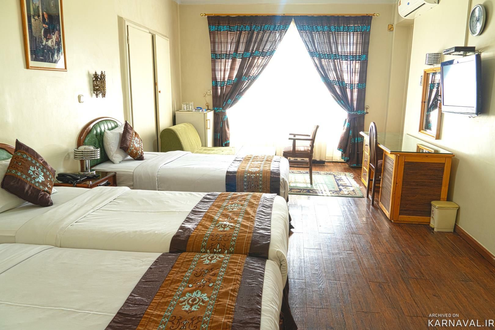 https://media.karnaval.ir/uploads/2024/08/50500.jpeg