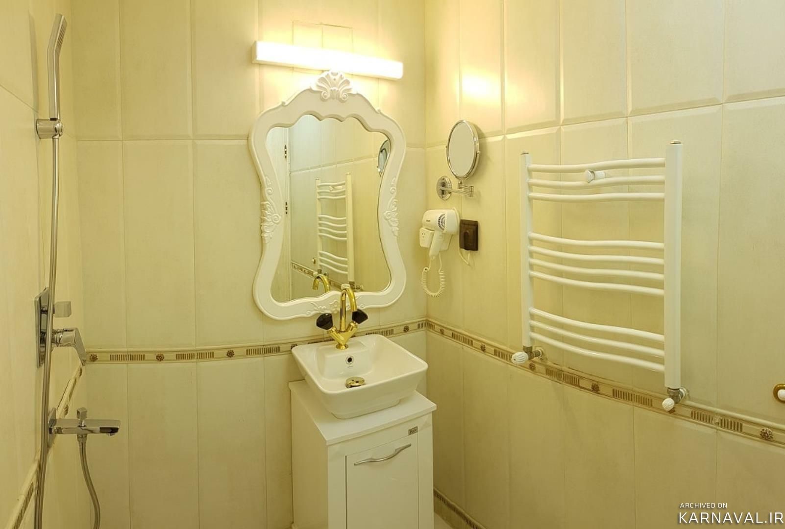 https://media.karnaval.ir/uploads/2024/08/51196.jpeg